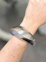 1129 Textured bracelet