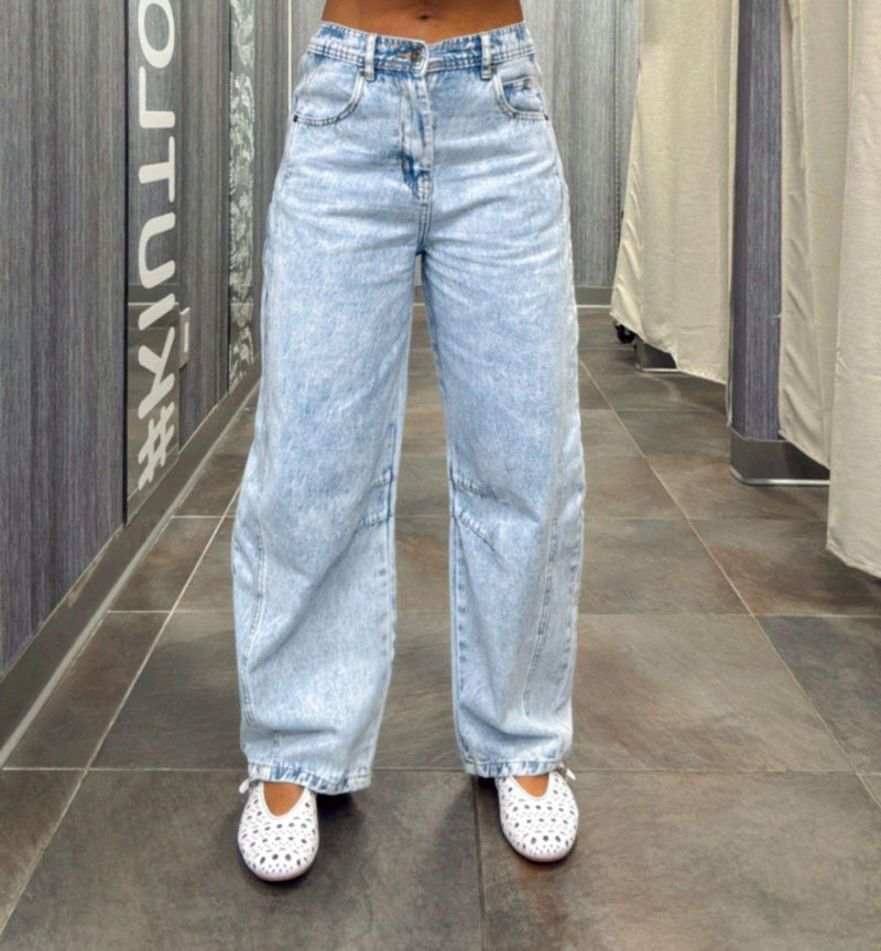 0733 Washed barrel pants