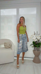 4074 Double waist ripped denim bermuda