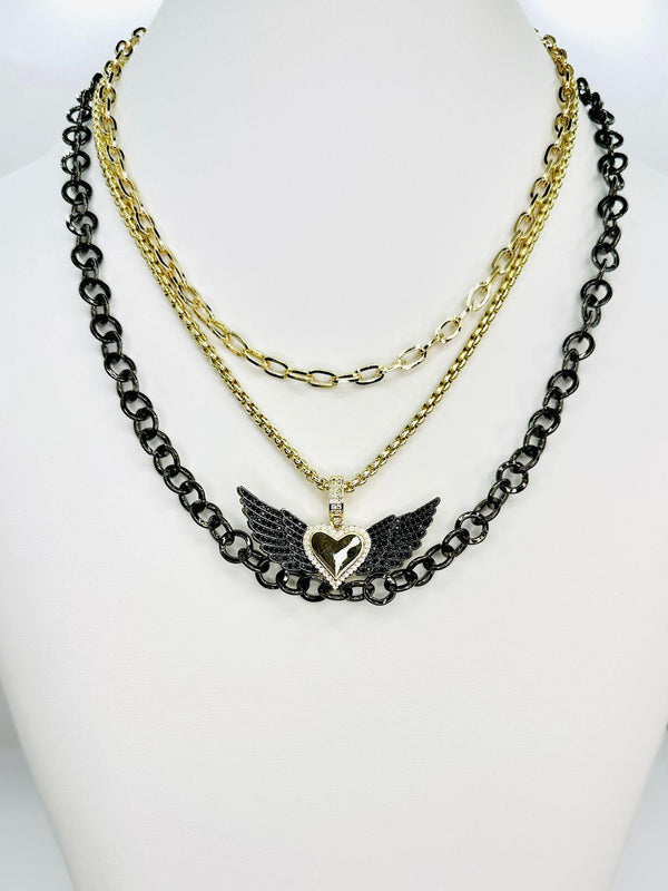 N1142 Black wings necklace