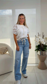 9937 Scallop edge sweater top