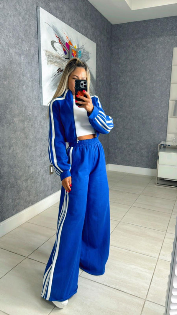 1013 Full zip sweatshirt and wide leg pants set