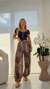 9009 Leopard print jogger pants
