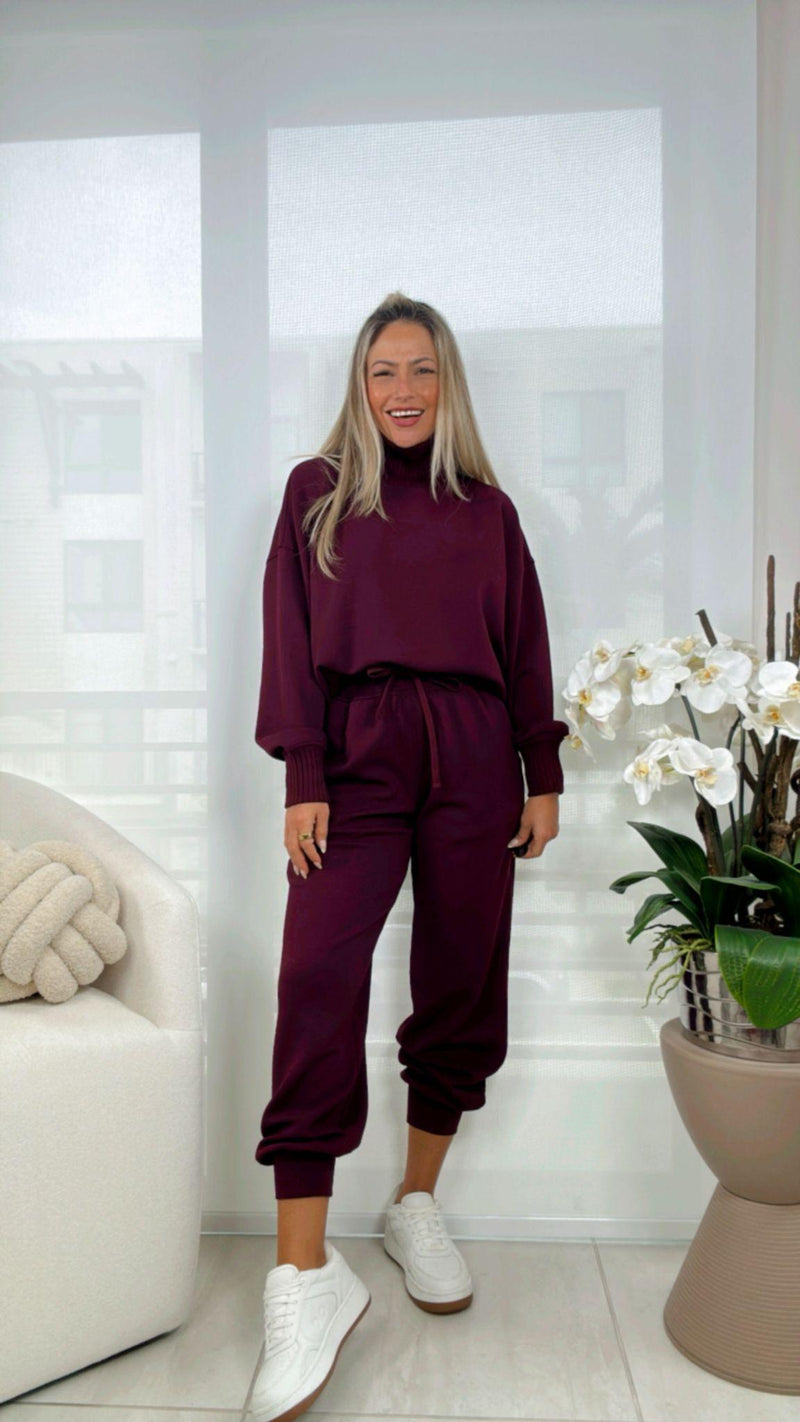0043 Mock neck pullover and jogger pant set