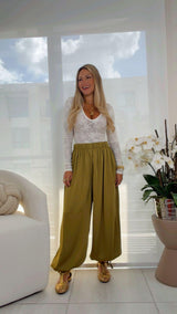 2763 Elastic waist satin harem pants