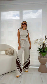 3114 Sleeveless top and pants set