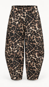 9997 Leopard print barrel pants