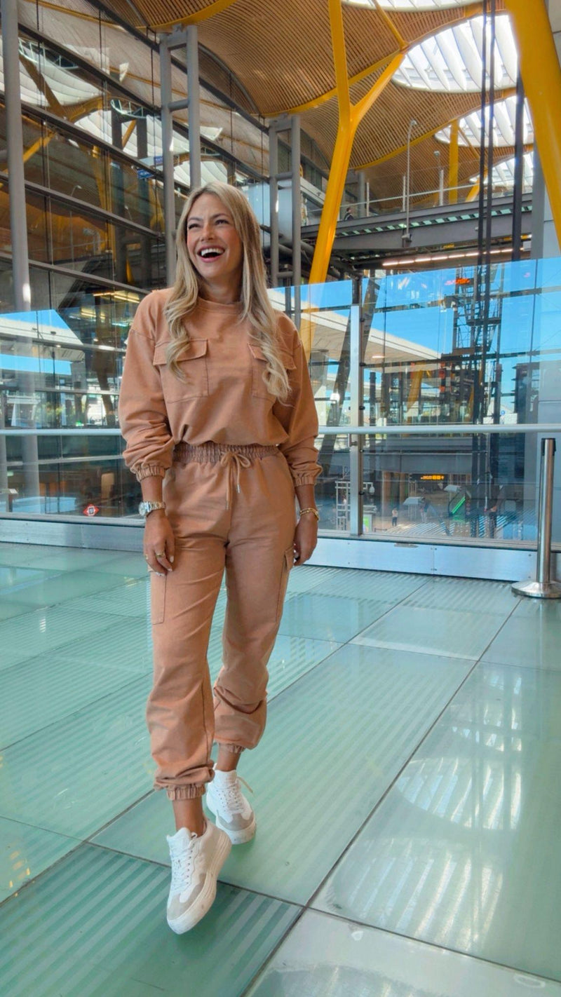 0003 Washed fabric sweater and jogger set