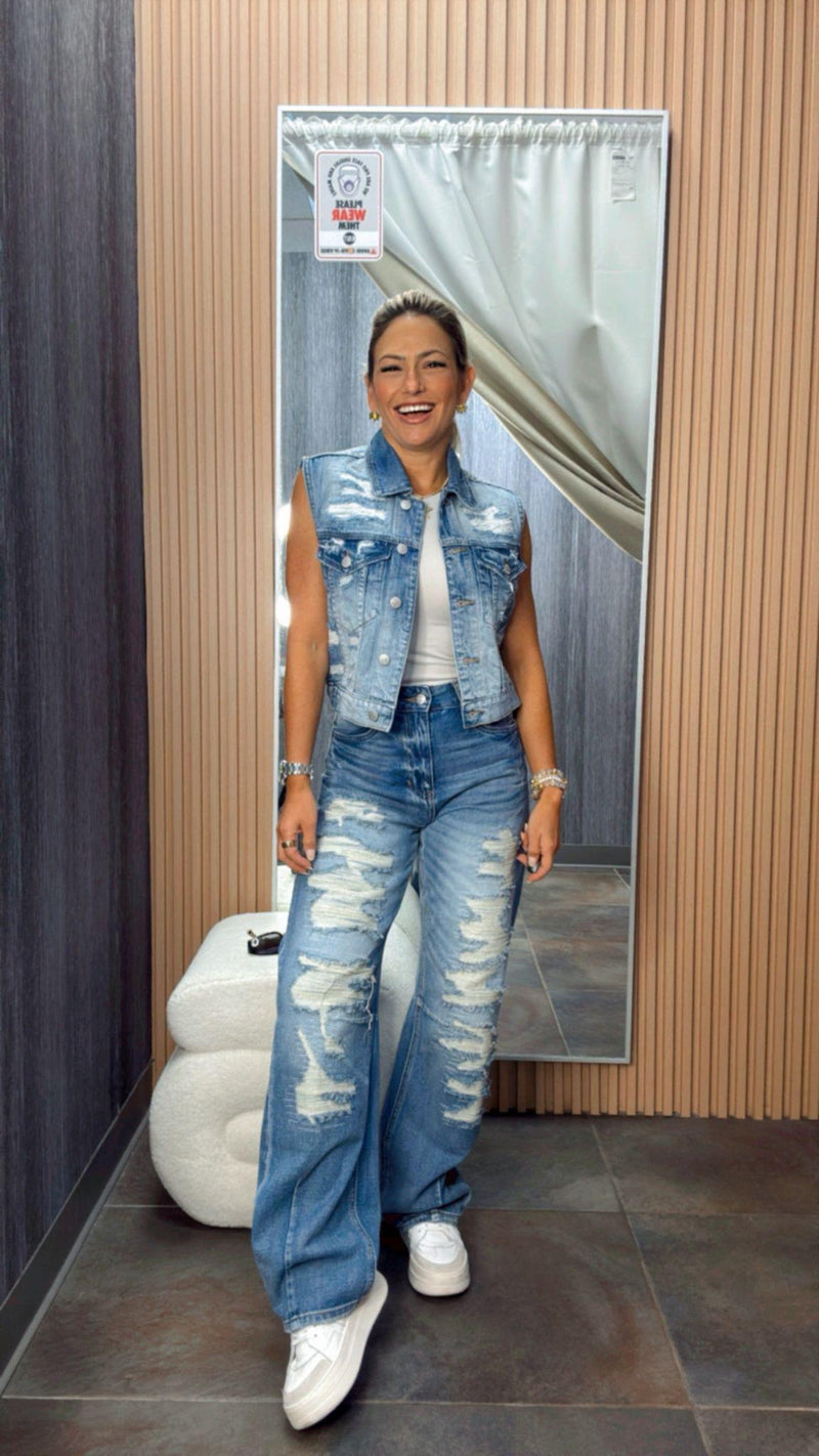 K124 Distressed denim vest