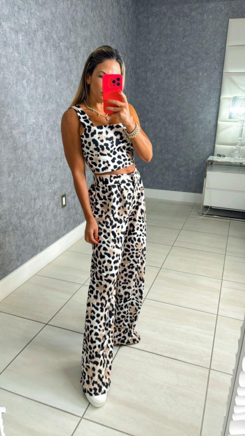 1549 Animal print top and pants set