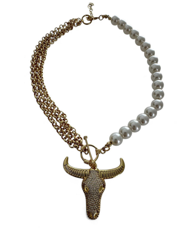 DL140 Limited edition bull pearl necklace