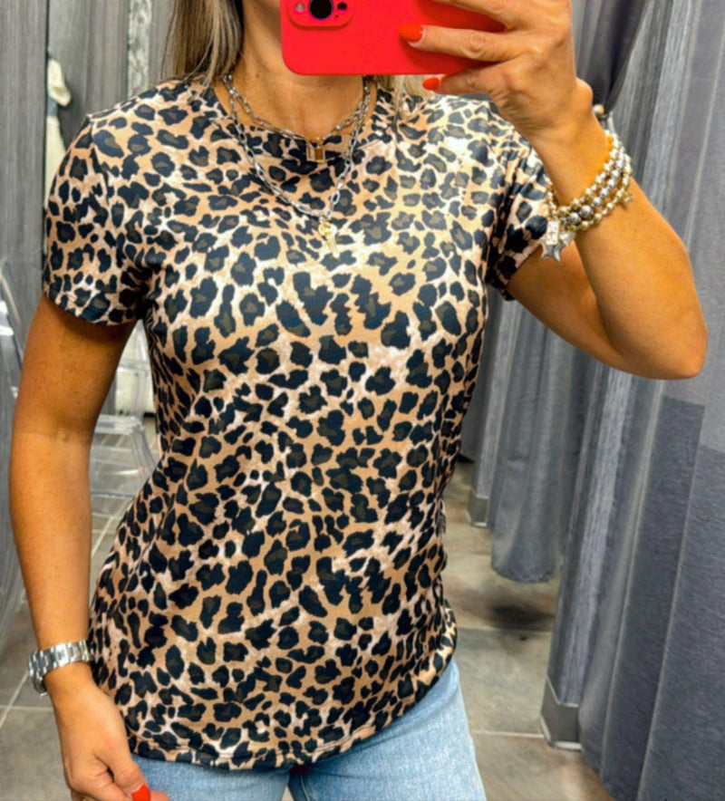 X128 Leopard print T-shirt