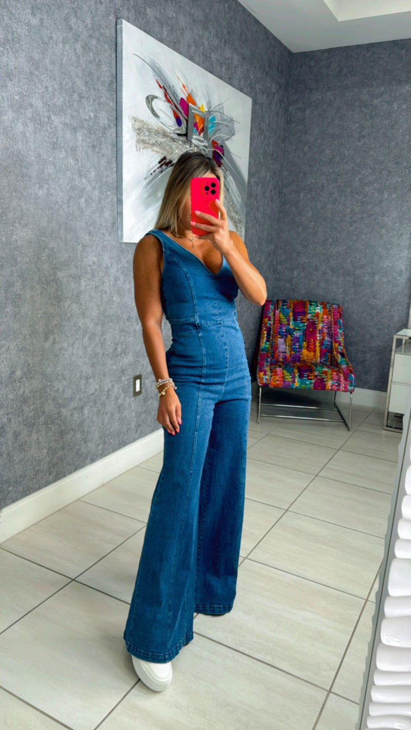 8433 Washed denim jumpsuit with V-neckline