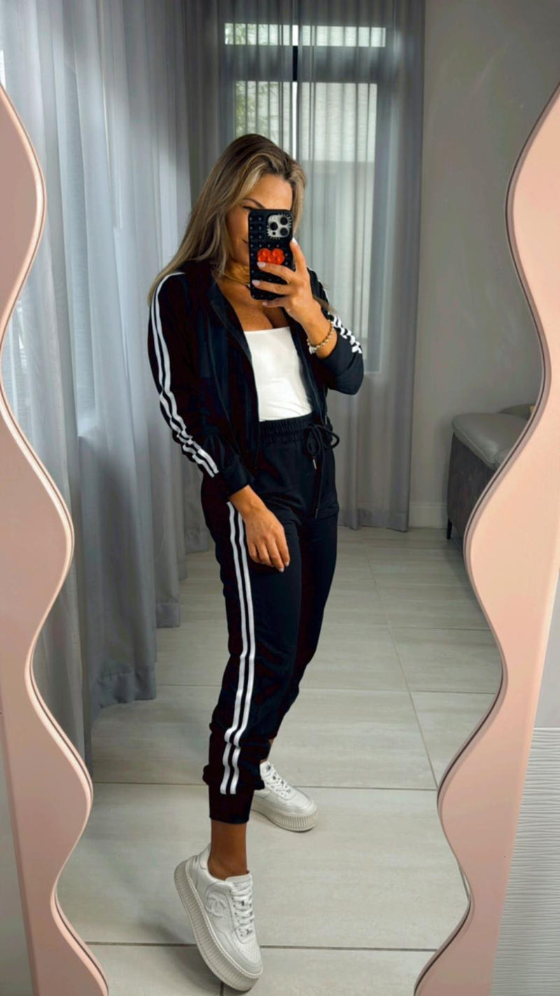 2727 Zipper hoodie and detail pants set