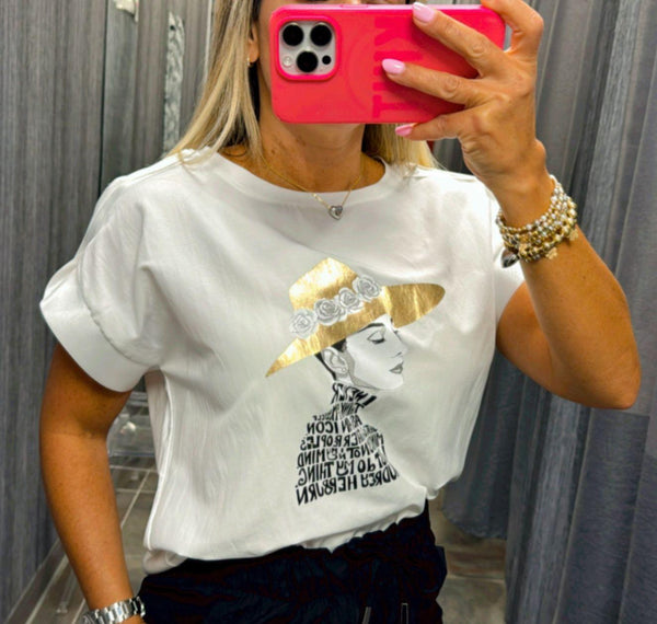 8595 Print women with gold hat T-shirt