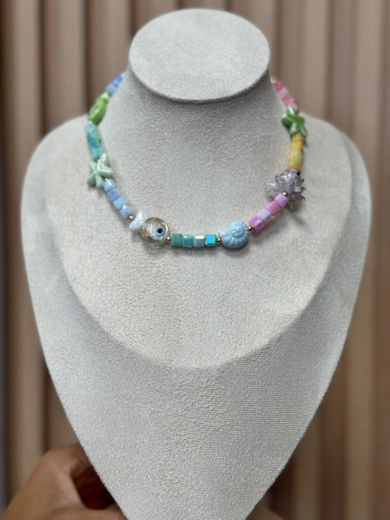 DL36 Tropical pop choker