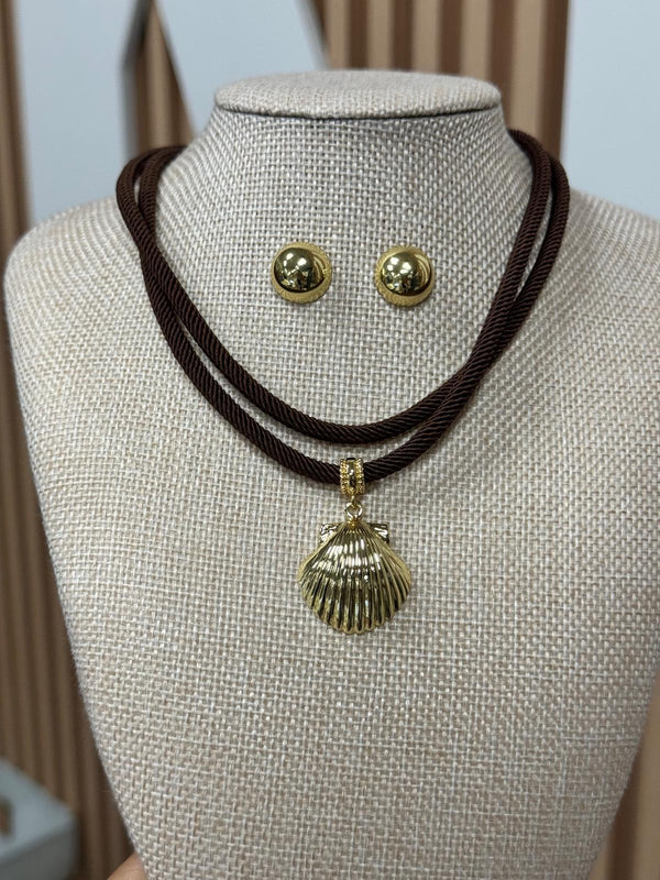 DL30 Nacar marron necklace set