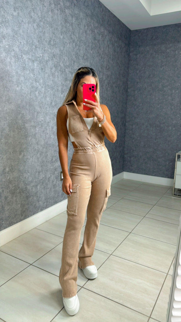 1363 Mineral wash sleeveless cargo jumpsuit