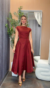 1774 Cap sleeve solid midi dress