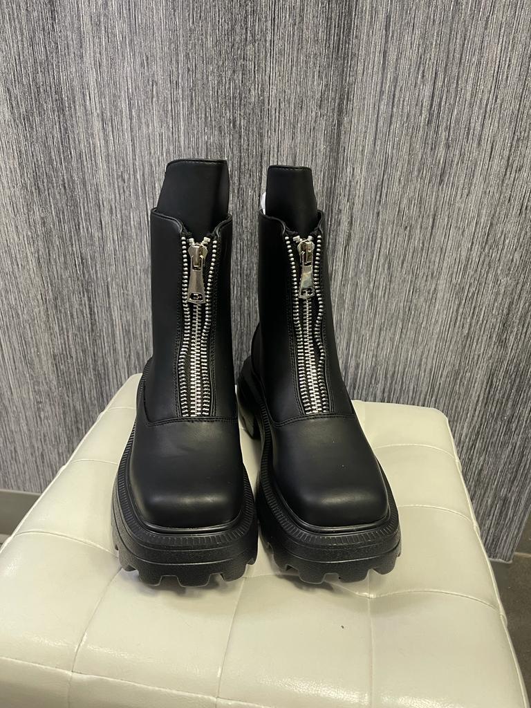 8466 Zip-up boots shoes