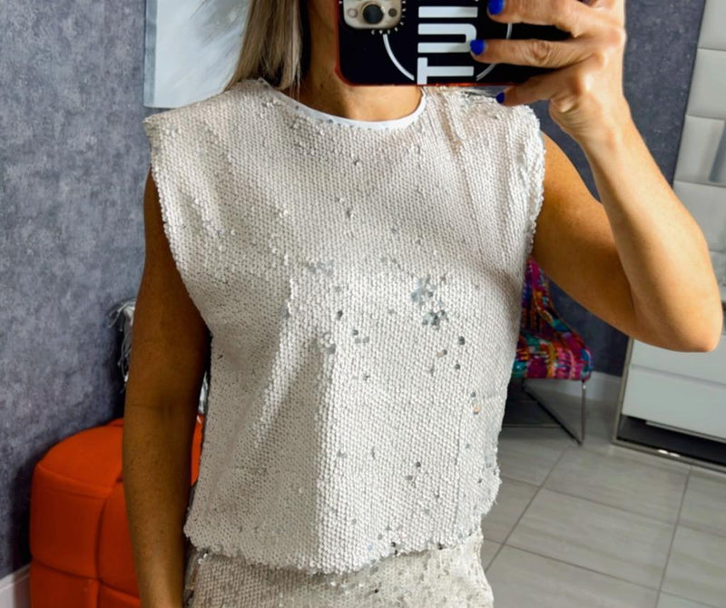 7490 Sequins blouse with shoulder pad